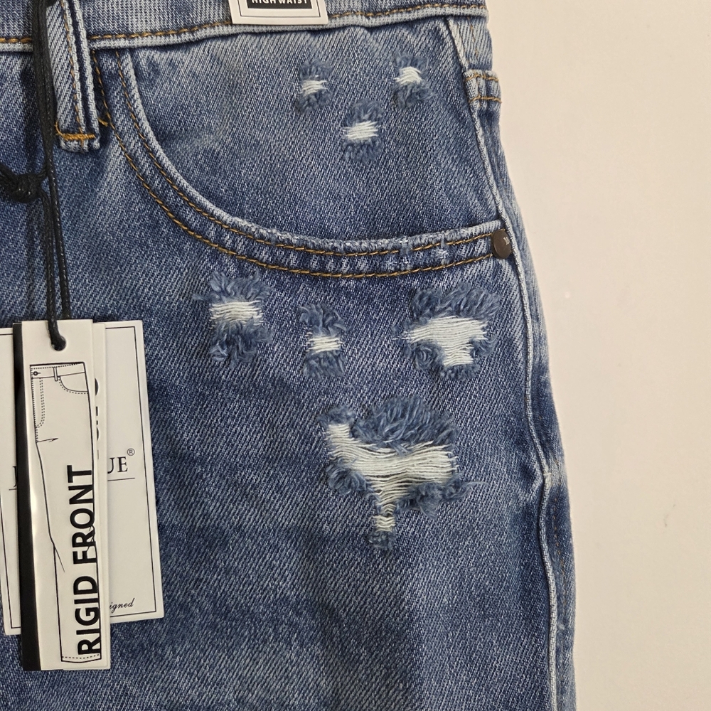 NWT Judy Blue High Rise Rigid Front Magic Jean Shorts Distressed Size XL Boho - Picture 3 of 13